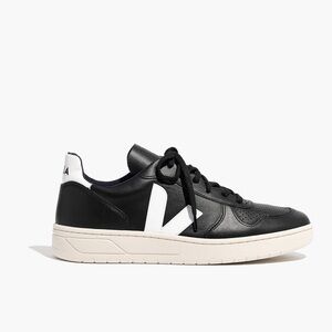 Veja V10 Black Leather Shoes Women’s Size 8